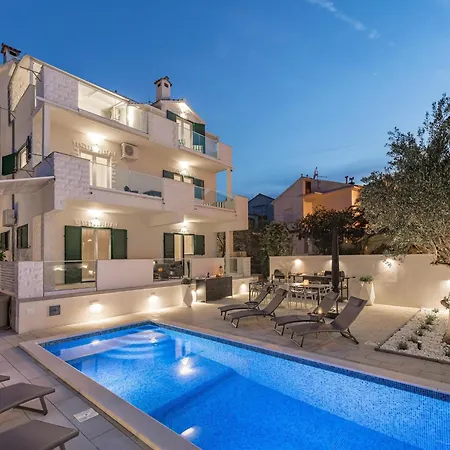 Serene Near Slatine Beach, Cleaning Included * Trogir