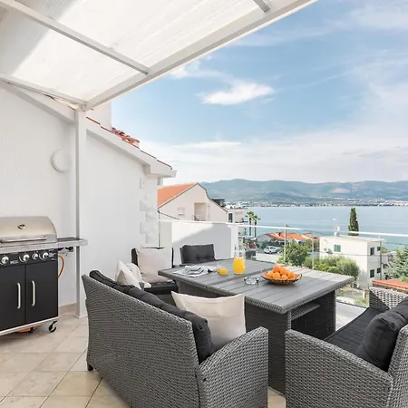 Serene Near Slatine Beach, Cleaning Included * Trogir
